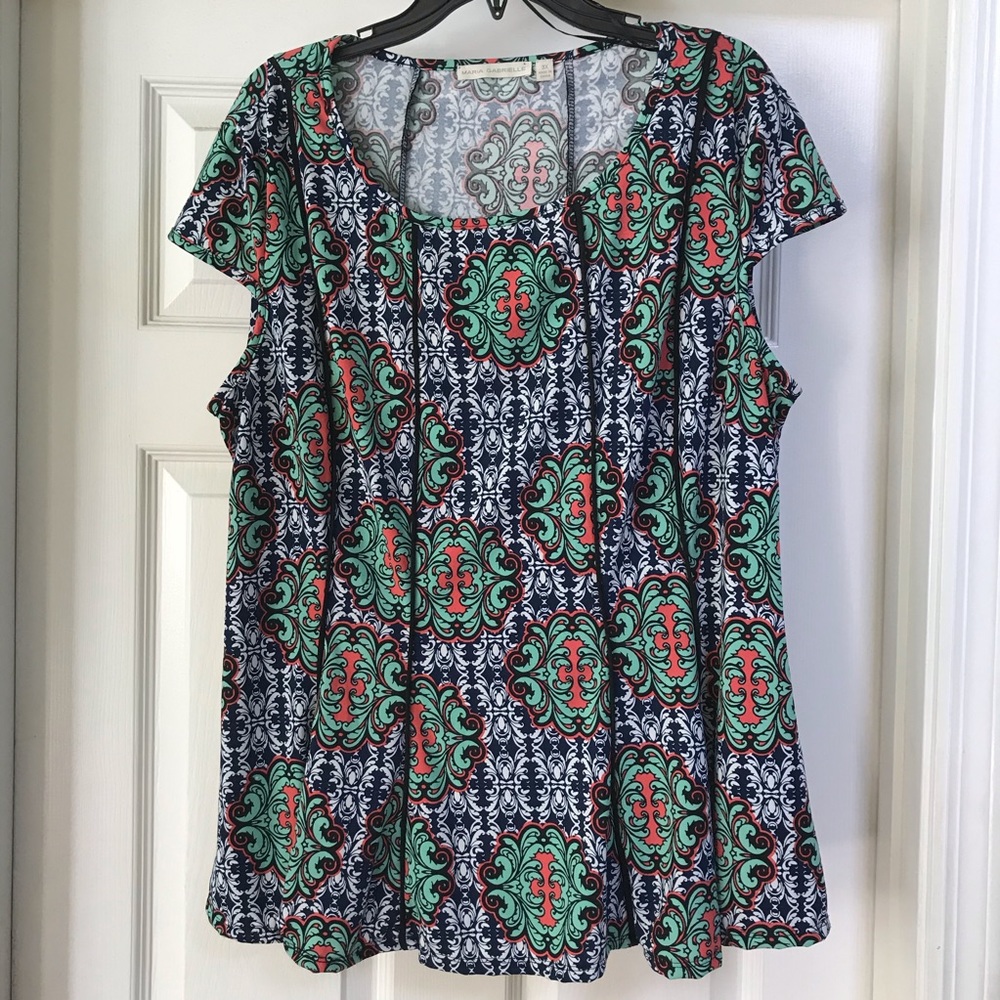 Fluted paisley top